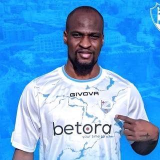 Calcio. Serie D, colpo in attacco per la Sanremese, arriva Jerry Mbakogu, con trascorsi in Serie A