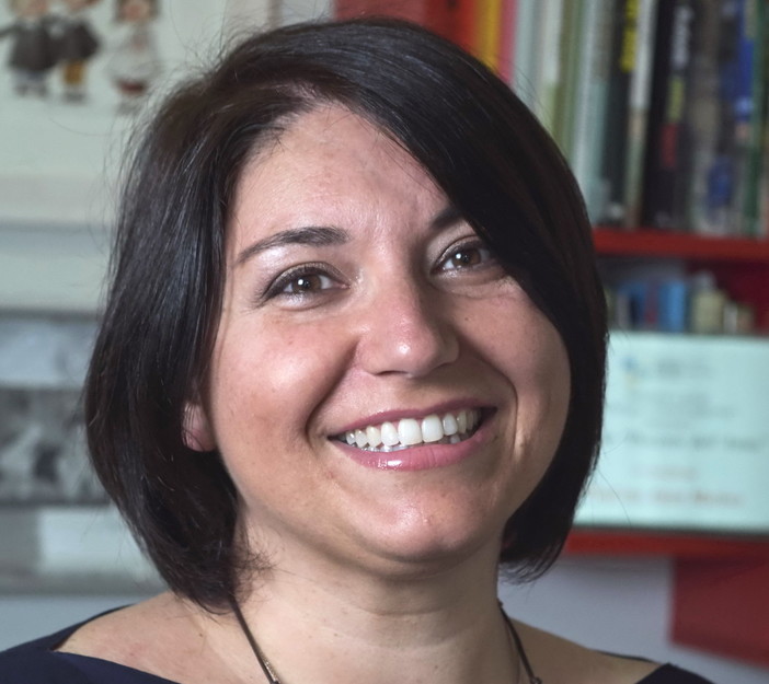 Trasforma gli aeroplanini di carta in oggetti d’arte e ingegneria: Prof di Diano Marina tra gli eccellenti Steam d’Italia per Confindustria e Fondazione Golinelli