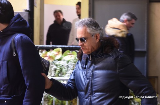 Andrea Bocelli super ospite della finale di Sanremo: l’annuncio di Carlo Conti celebra Pippo Baudo Andrea Bocelli super ospite della finale di Sanremo: l’annuncio di Carlo Conti celebra Pippo Baudo