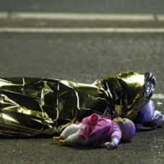 Attentato di Nizza: uomini del Consolato negli ospedali e nella Procura della città francese per conoscere i nomi di eventuali vittime italiane