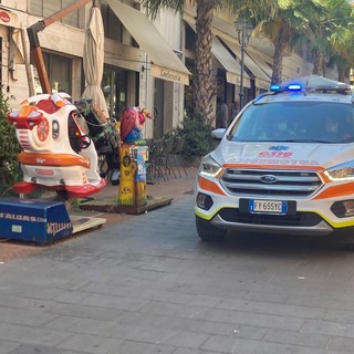 Imperia: accoltellamento di ieri in via XX Settembre e intervento di due agenti penitenziari, i complimenti di Pagani (UilPa) Imperia: accoltellamento di ieri in via XX Settembre e intervento di due agenti penitenziari, i complimenti di Pagani (UilPa)