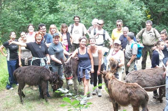 San Bartolomeo al Mare: ecco i nuovi 16 'laureati' in 'Accompagnamento someggiato' San Bartolomeo al Mare: ecco i nuovi 16 'laureati' in 'Accompagnamento someggiato'