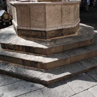 Sanremo: atti vandalici alla fontana di piazza Bresca, la mail di un nostro lettore