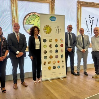L'eccellenza ligure si allarga: il marchio 'Artigiani' abbraccia la gastronomia tradizionale e il talento degli acconciatori L'eccellenza ligure si allarga: il marchio 'Artigiani' abbraccia la gastronomia tradizionale e il talento degli acconciatori