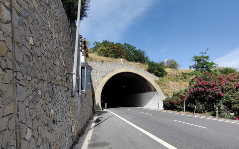 Autovelox sull’Aurelia Bis, stop alla class action: il Tribunale di Genova respinge ricorsi e rimborsi