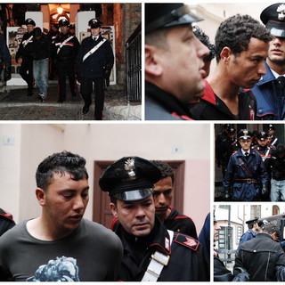 Nelle foto i tre arrestati mentre vengono portati via