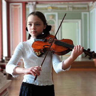 Alisa Pastuchova Alisa Pastuchova