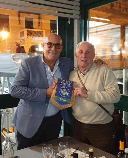 Ipotesi di gemellaggio tra le Sezioni di Gela, (CL) ed Imperia-Sanremo dell’Associazione Nazionale Insigniti dell’Ordine al Merito della Repubblica Italiana Ipotesi di gemellaggio tra le Sezioni di Gela, (CL) ed Imperia-Sanremo dell’Associazione Nazionale Insigniti dell’Ordine al Merito della Repubblica Italiana