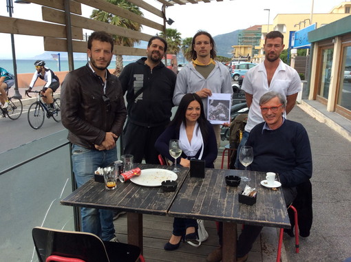 Valorizzare l'area verde sotto il Forte dell'Annunziata a Ventimiglia: la proposta di Alterntiva Intemelia e Lasciadire ai candidati sindaco Valorizzare l'area verde sotto il Forte dell'Annunziata a Ventimiglia: la proposta di Alterntiva Intemelia e Lasciadire ai candidati sindaco