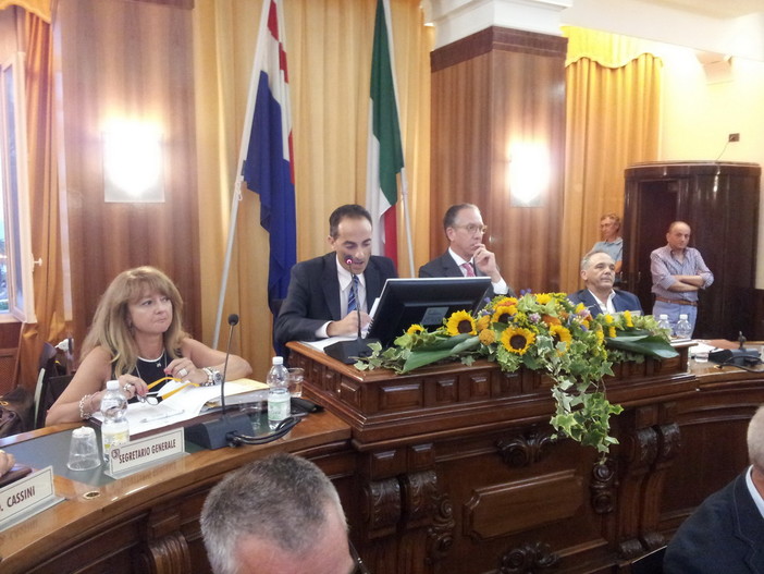 Sanremo: sfiorata la rissa in Consiglio, Il Grande "E' intollerabile quanto accaduto!" Arrivano le prime denunce?