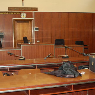 Maresciallo della Finanza indagato per tentata concussione ai danni di un imprenditore romeno