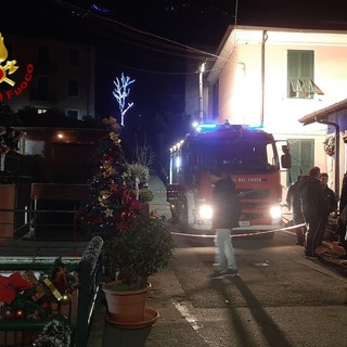 Ventimiglia: si rompe una valvola e si allagano alcune cantine in via Gianchette, intervento dei Vvf