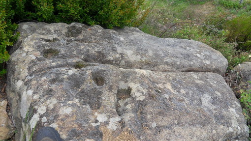 Vallebona: ‘Archeonervia’ scopre un altare sacrificale vicino al Redentore, trasposizione cristiana del culto delle vette