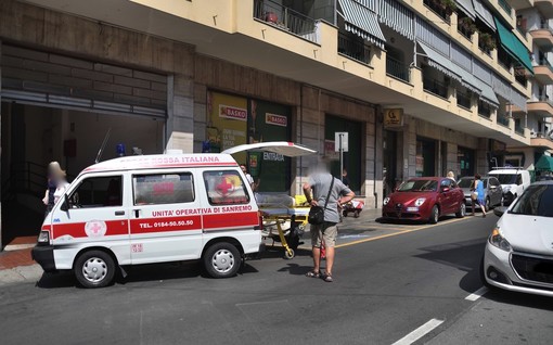 L'intervento dell'ambulanza in via San Francesco
