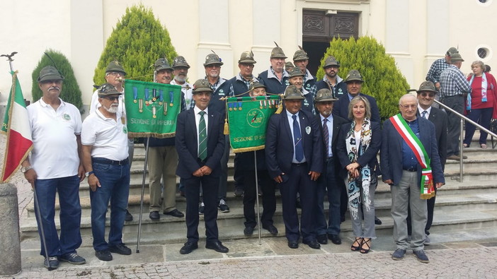 Gli alpini di Vallecrosia a Martiniana Po per gli 85 anni del gruppo cittadino (foto)