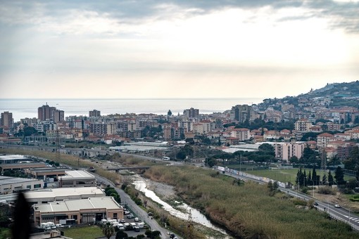 Taggia, il Comune amplia la pagina social istituzionale dedicando un servizio alle segnalazioni dei cittadini Taggia, il Comune amplia la pagina social istituzionale dedicando un servizio alle segnalazioni dei cittadini