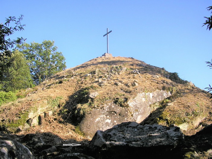 In cima del Monte Caggio un Santuario luogo di incontro tra il cielo e la terra: nuove scoperte di 'ArcheoNervia'