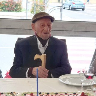 Il sanremese Antonio Benedetto compie 104 anni: gli auguri di tutta la famiglia (Foto)