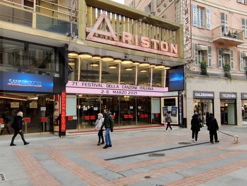 Festival di Sanremo e 'basta polemiche' da Toti: interviene una lettrice "La ritengo una frase offensiva"