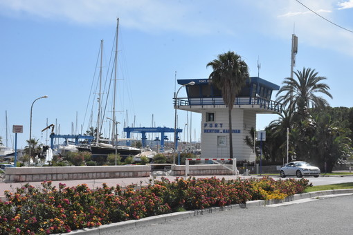 Ventimiglia Futura: “Il traffico al confine non è un episodio. Servono dati, pianificazione e soluzioni strutturali” Ventimiglia Futura: “Il traffico al confine non è un episodio. Servono dati, pianificazione e soluzioni strutturali”