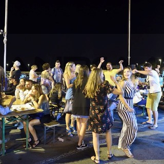Sanremo: grande successo per 'A tavola sul porto vecchio', le foto dell'ultima serata di Tonino Bonomo