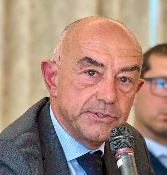 Elezioni Sanremo: Mager sul Porto vecchio "La Conferenza dei Servizi dovrà durare tutto il tempo necessario" Elezioni Sanremo: Mager sul Porto vecchio "La Conferenza dei Servizi dovrà durare tutto il tempo necessario"