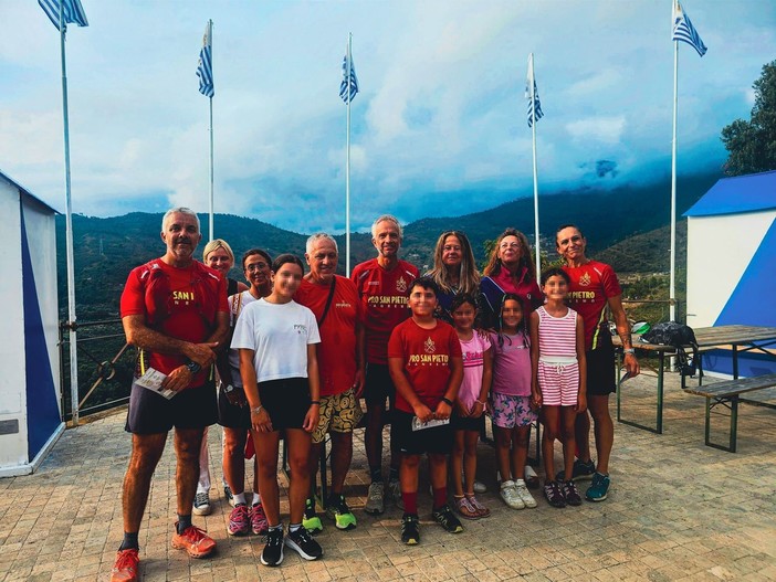 Trail running da Sanremo al Principato di Seborga: l’impresa degli atleti dell'Asd Pro San Pietro (Foto) Trail running da Sanremo al Principato di Seborga: l’impresa degli atleti dell'Asd Pro San Pietro (Foto)