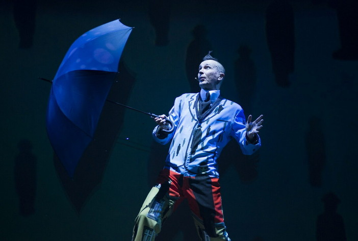 Arturo Brachetti in 'Solo' al teatro Ariston di Sanremo Arturo Brachetti in 'Solo' al teatro Ariston di Sanremo