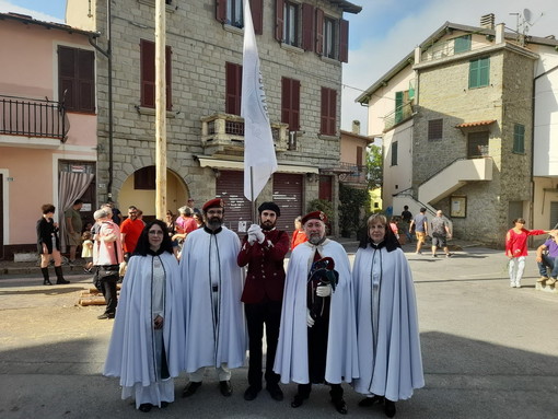 Bajardo: la tradizionale festa Ra Barca di domenica prossima ‘scortata’ dagli Alfieri
