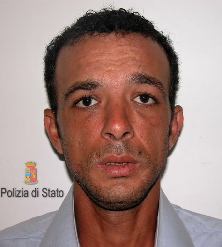Sanremo: ruba un 'Blackberry’ ad un tedesco, arrestato tunisino colto in flagranza di reato Sanremo: ruba un 'Blackberry’ ad un tedesco, arrestato tunisino colto in flagranza di reato