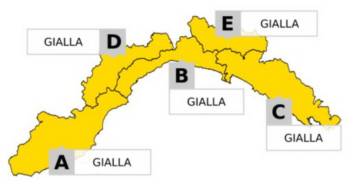 Allerta Meteo ridotto da 'arancione' a 'giallo' fino alle 12 di domani: precipitazioni inferiori al previsto ma occhio a vento e temporali Allerta Meteo ridotto da 'arancione' a 'giallo' fino alle 12 di domani: precipitazioni inferiori al previsto ma occhio a vento e temporali