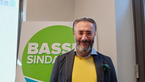 Bordighera: diretta Facebook su questione posteggio, Albanese "Teatrino" Bordighera: diretta Facebook su questione posteggio, Albanese "Teatrino"