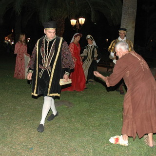 Ventimiglia: l'Agosto Medievale entra nel vivo e questa sera 'scende in campo' anche il Sindaco e l'Amministrazione