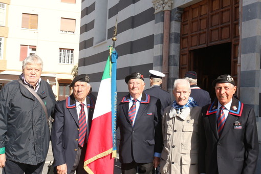 25 aprile, una rappresentativa di Anget alla festa della Liberazione a Ventimiglia (Foto) 25 aprile, una rappresentativa di Anget alla festa della Liberazione a Ventimiglia (Foto)