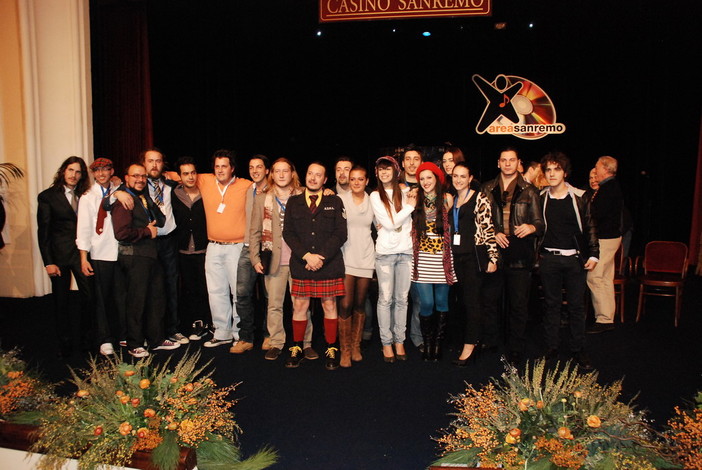 Ecco i 10 aspiranti ad un posto al Festival che arrivano da 'Area Sanremo' Ecco i 10 aspiranti ad un posto al Festival che arrivano da 'Area Sanremo'