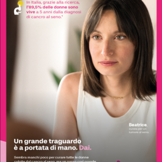 Tumore al seno: cresce la sopravvivenza, ma il Nastro Rosa di AIRC sarà completo solo quando ci sarà una cura per tutte le donne