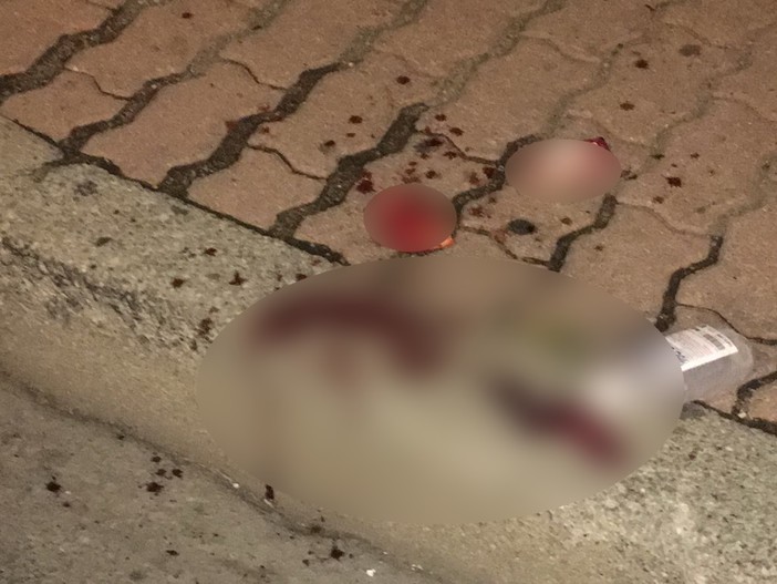 Sanremo: uomo accoltellato al volto nella zona di giardini Vittorio Veneto, indagini dei Carabinieri (Foto) Sanremo: uomo accoltellato al volto nella zona di giardini Vittorio Veneto, indagini dei Carabinieri (Foto)