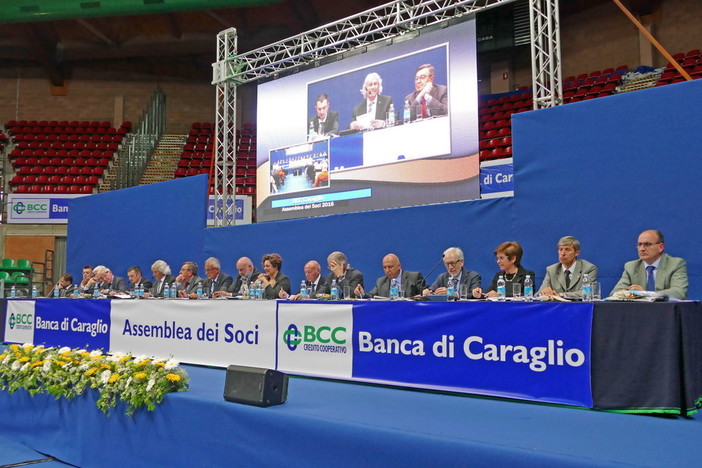 Bcc di Caraglio: utile 2015 in crescita (+7%) e superata quota 10mila soci Bcc di Caraglio: utile 2015 in crescita (+7%) e superata quota 10mila soci