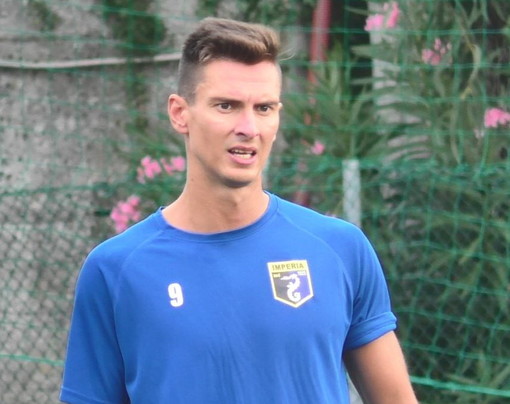 Calcio: l'Imperia ha ceduto l'attaccante Aleksander Grazhdani al Sasso Marconi, nel girone D
