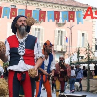 Ad Asti il 24 e 25 settembre si torna nel Medioevo per la nuova edizione di "Arti e Mercanti"