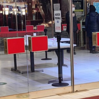 Festival di Sanremo senza pubblico, nemmeno i figuranti: l'ufficialità arriva oggi dal Ministro Franceschini Festival di Sanremo senza pubblico, nemmeno i figuranti: l'ufficialità arriva oggi dal Ministro Franceschini