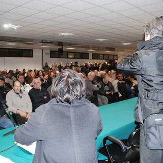 Sanremo: riunione produttori-UcFlor sul futuro del mercato, intanto Barbagallo chiede l'azzeramento di UcFlor Sanremo: riunione produttori-UcFlor sul futuro del mercato, intanto Barbagallo chiede l'azzeramento di UcFlor