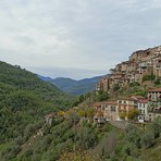 Apricale, il Coro Mongioje in concerto sabato sera Apricale, il Coro Mongioje in concerto sabato sera