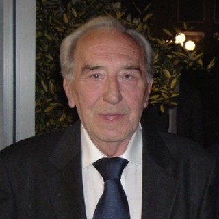 Genova: è morto stamane Alfredo Provenzali, voce storica della radiofonia sportiva italiana Genova: è morto stamane Alfredo Provenzali, voce storica della radiofonia sportiva italiana