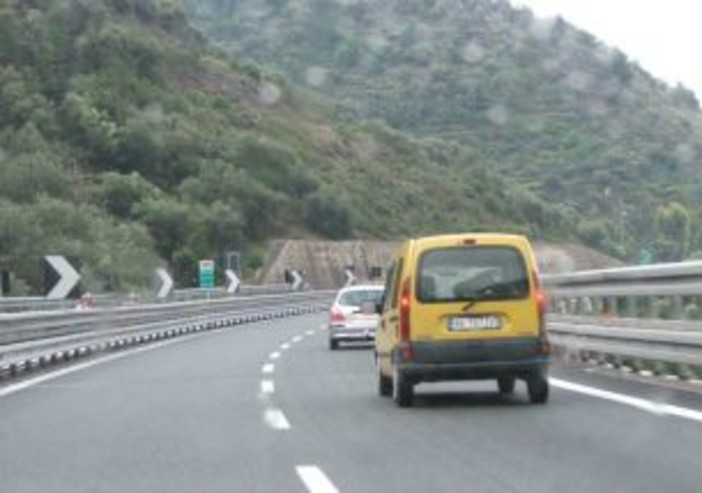 Autostrada A10 chiusa ad Arenzano: grossi disagi anche per chi viaggia dall'imperiese