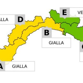 Meteo: il weekend si chiuderà con il maltempo, allerta 'gialla' per temporali dalle 22 di domani