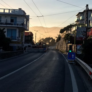 Sanremo: stasera arriva la tubazione per i lavori de 'La Vesca', Aurelia chiusa dalle 20.30