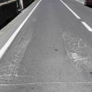 Soldano: asfalti della Val Verbone in condizioni disastrate, appello dei residenti al Sindaco di Soldano e alla Provincia Soldano: asfalti della Val Verbone in condizioni disastrate, appello dei residenti al Sindaco di Soldano e alla Provincia