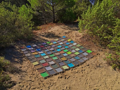 Bordigotta selezionata per una call internazionale a Grosseto, Ambra Scali presenta il lavoro “100Colori” (Foto e video) Bordigotta selezionata per una call internazionale a Grosseto, Ambra Scali presenta il lavoro “100Colori” (Foto e video)