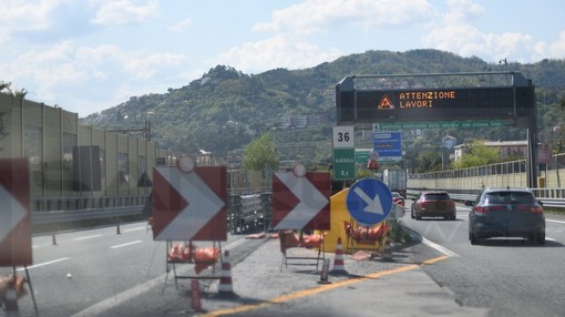 Autostrade: ieri il tavolo di coordinamento per il piano di giugno e luglio, da lunedì altri quattro cantieri su A10 e A12 Autostrade: ieri il tavolo di coordinamento per il piano di giugno e luglio, da lunedì altri quattro cantieri su A10 e A12